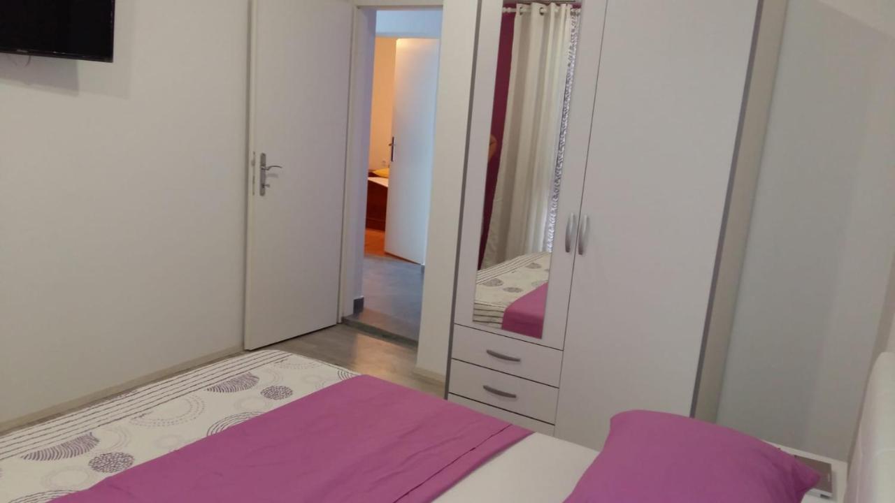 Apartmani Slavica Makarska Ngoại thất bức ảnh