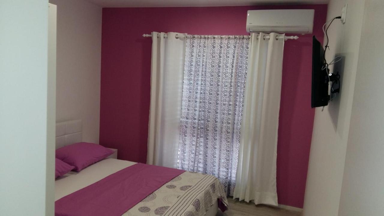 Apartmani Slavica Makarska Ngoại thất bức ảnh