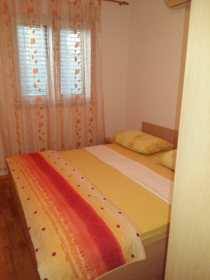 Apartmani Slavica Makarska Ngoại thất bức ảnh