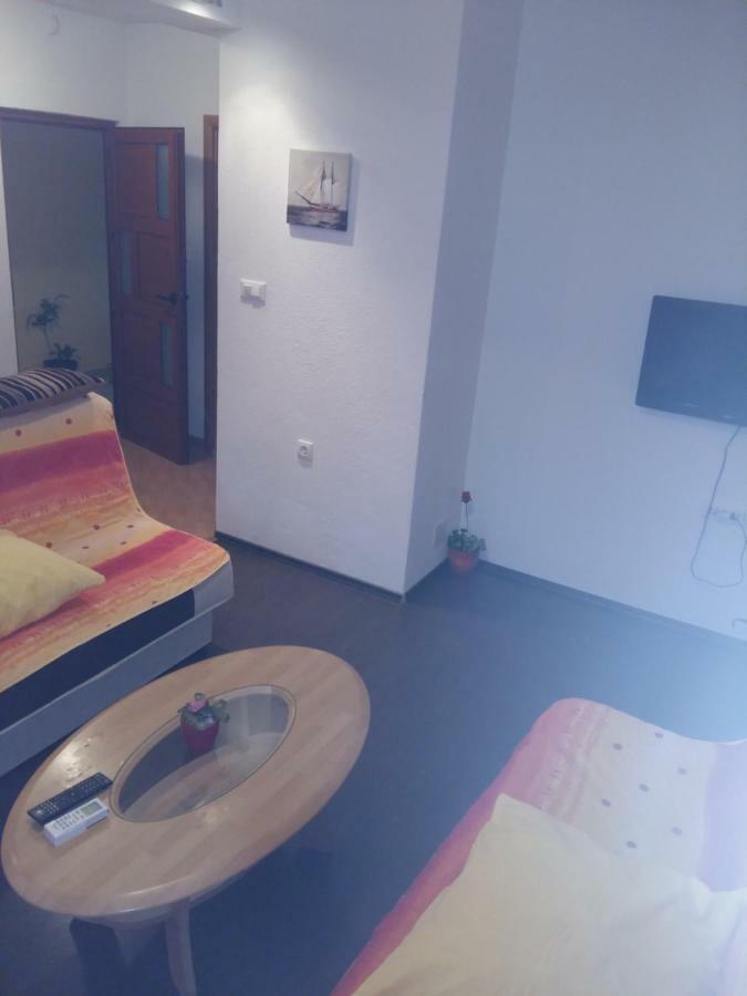 Apartmani Slavica Makarska Ngoại thất bức ảnh