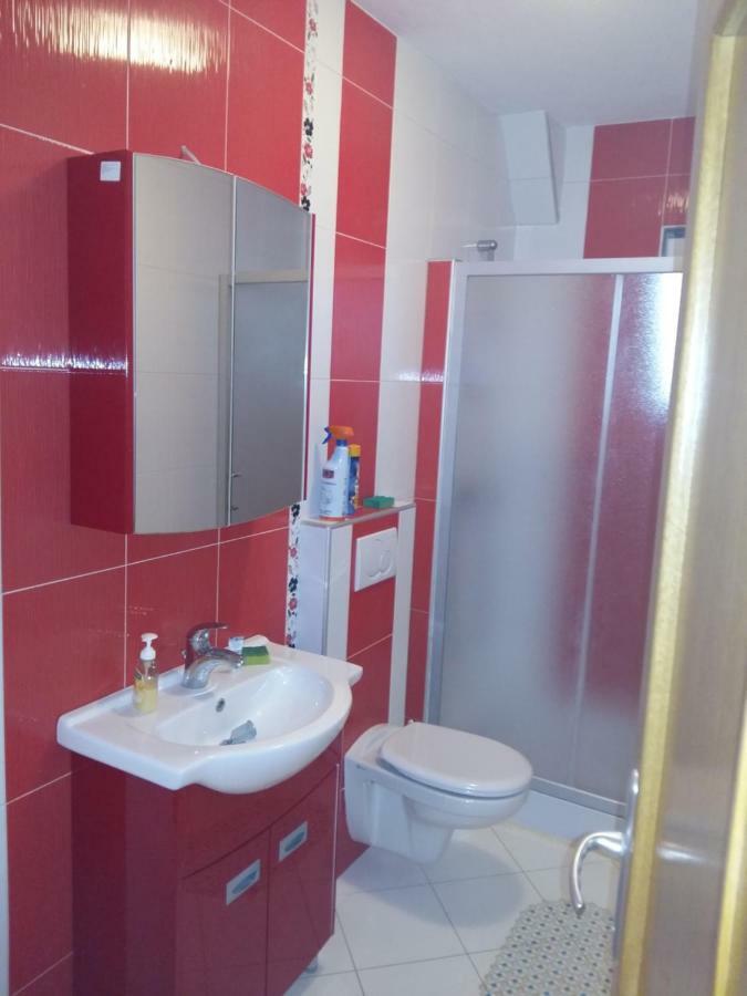 Apartmani Slavica Makarska Ngoại thất bức ảnh